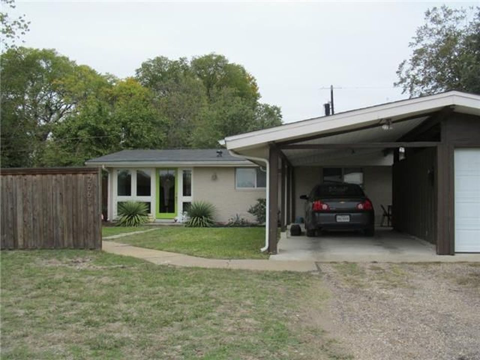 Before: Scotty and Carrie Reese's Cliff May home on Millmar had plenty of potential.