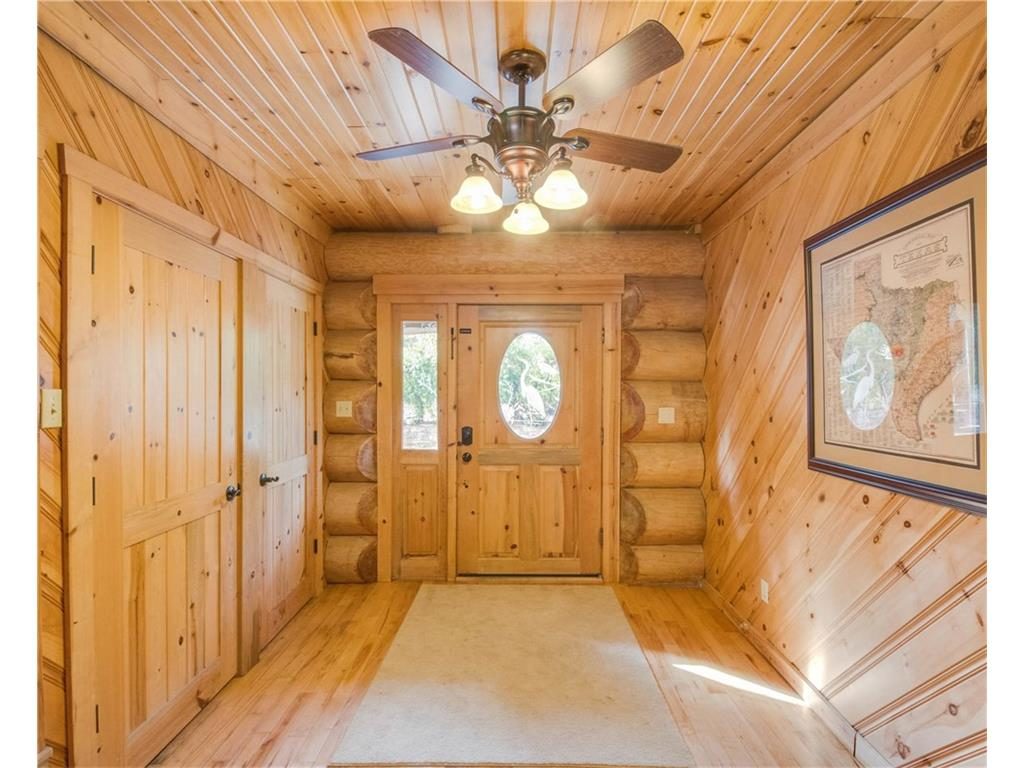 4256 Lakewood Entry