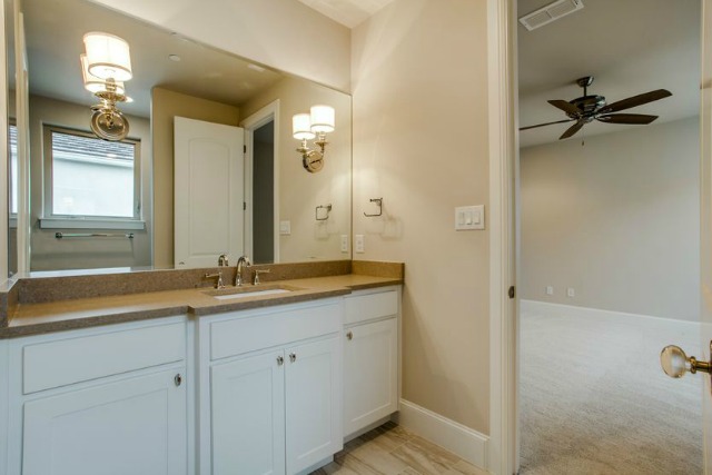 Crescent Estates Custom Homes | CandysDirt.com