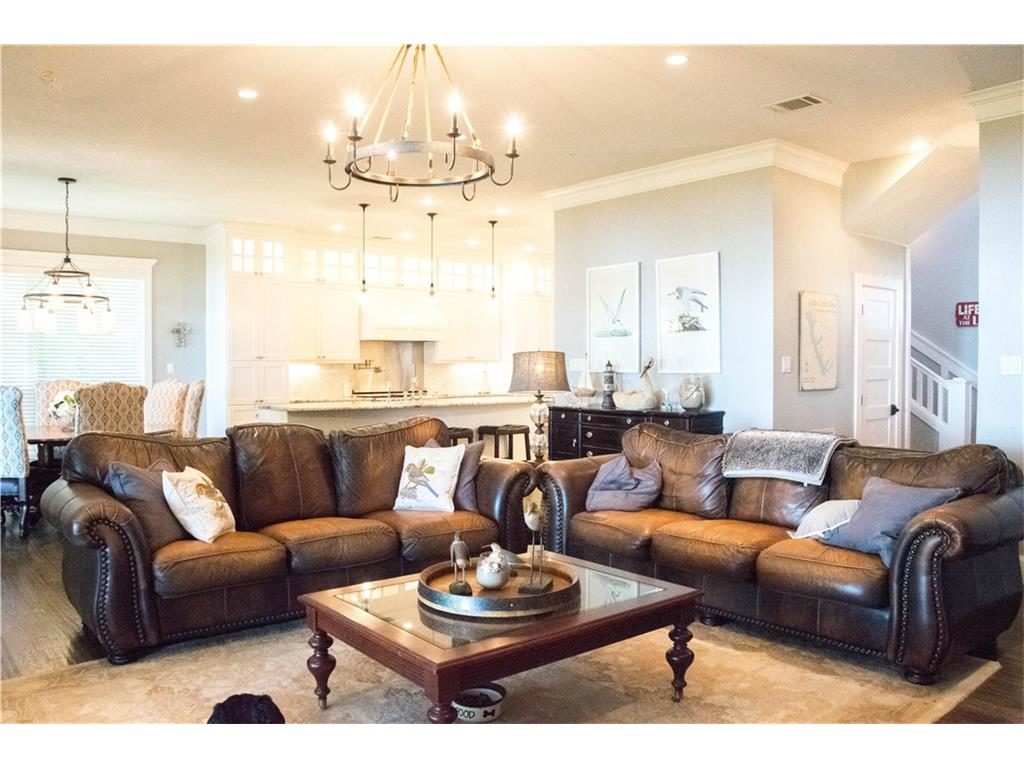 115 Waterfront Living