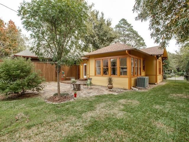 121 S. Clinton Backyard 3