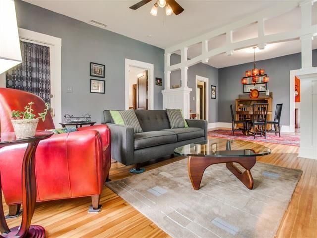 121 S. Clinton Living to Dining