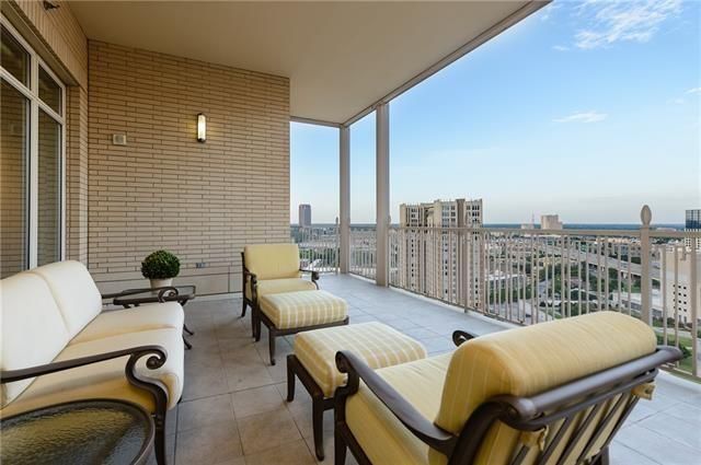 1802 Patio 1