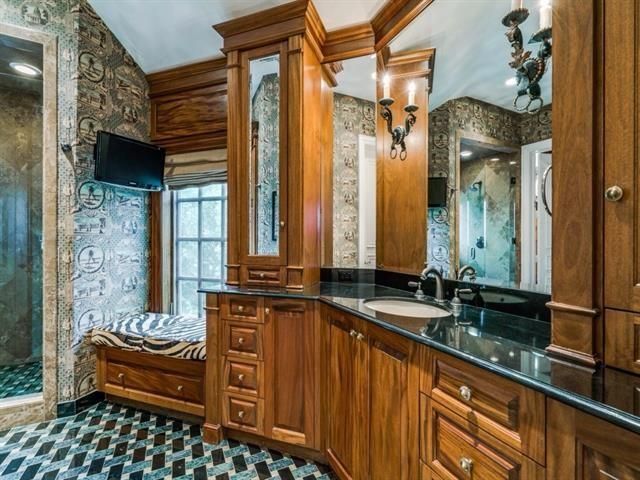 2 - Master Bath His 1