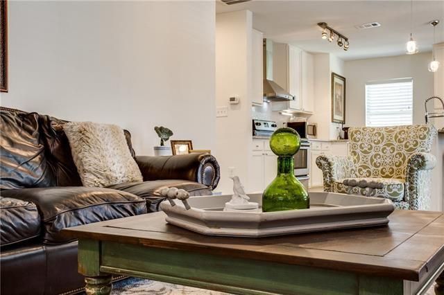 El Tivoli Place Cottage Taken to Studs to Reno | CandysDirt.com