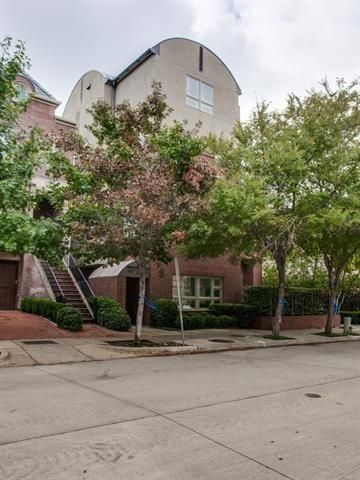 2812 Thomas e