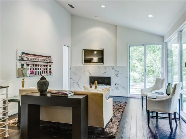 4711 Live Oak b