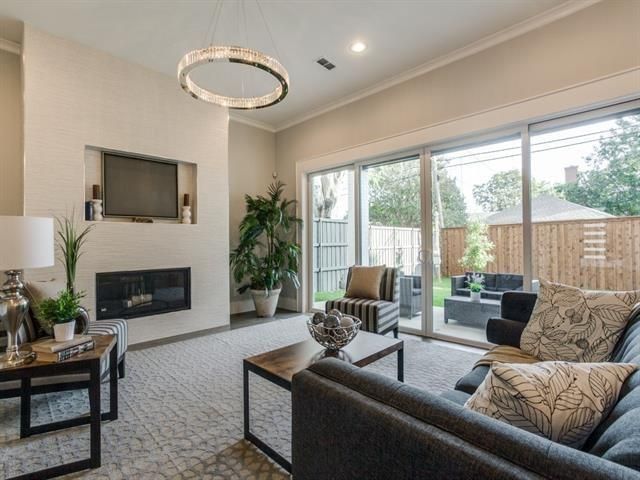 dallas open house