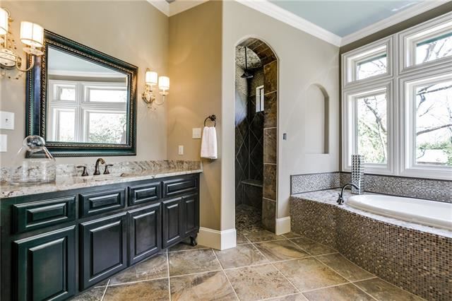 6610 Nonesuch master bath 2