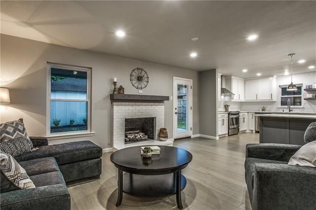 6843 Town North b
