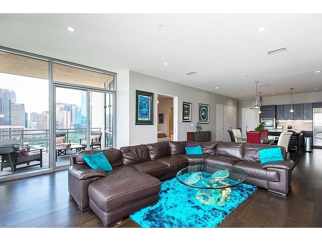 House 1601 Living Dining