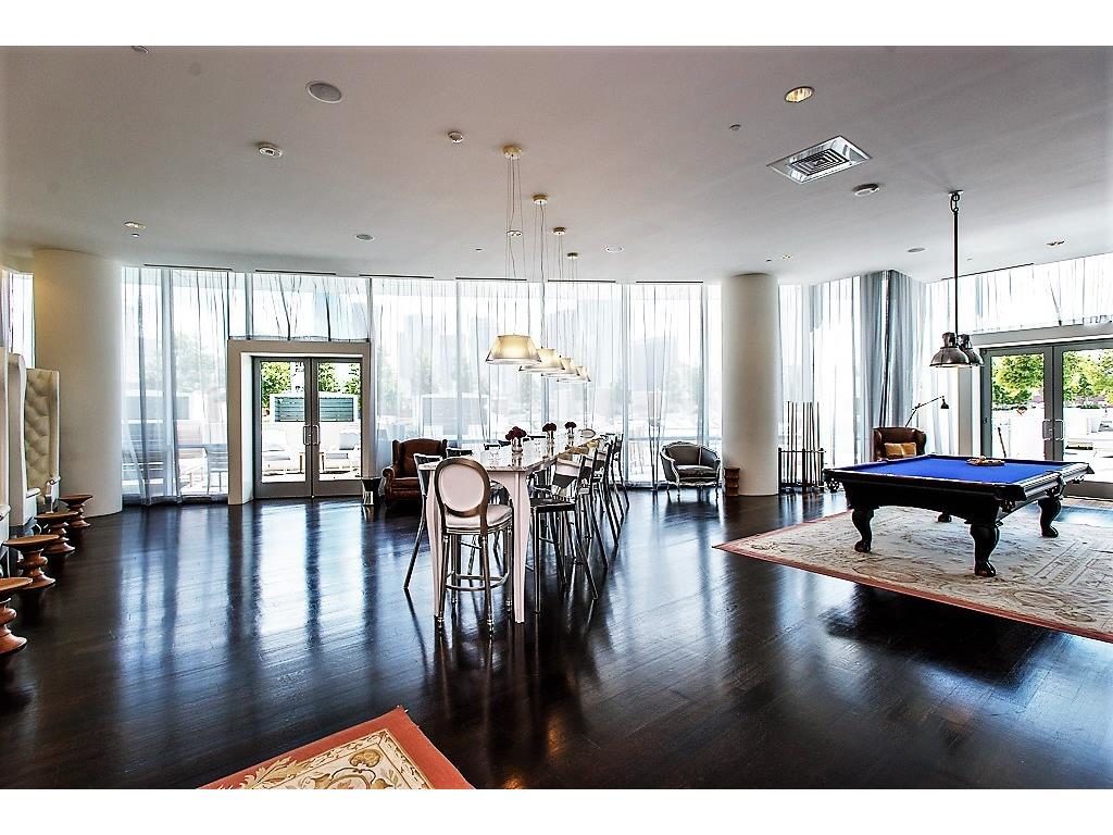 House 1601 Owners Lounge
