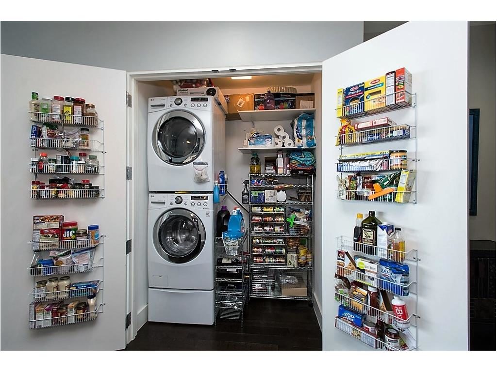 House 1601 Pantry