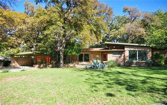Thanksgiving weekend open houses