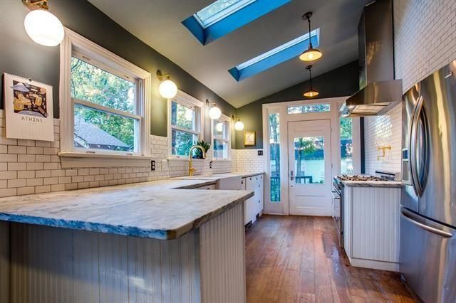 200 N. Windomere Kitchen