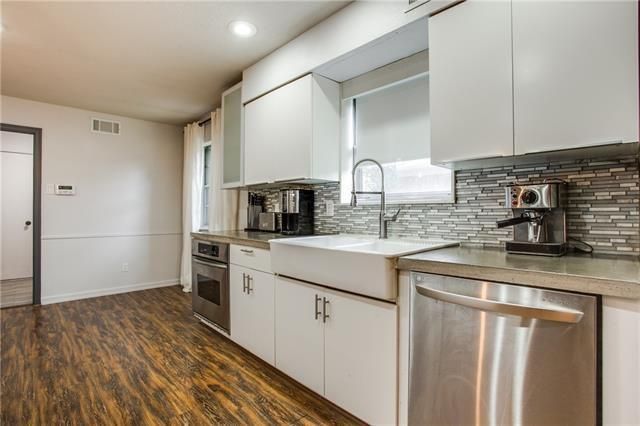 2656 Dorrington m