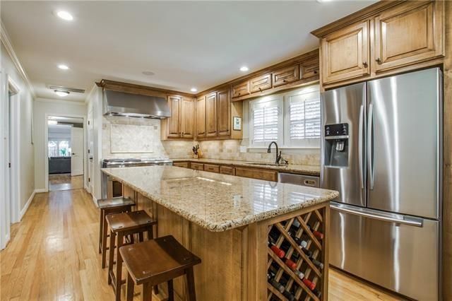 3915 Fairley 