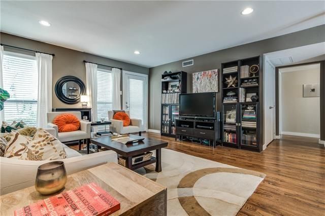 Veneto condo for sale | CandysDirt.com