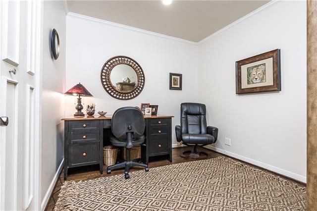 7220 Haverford m