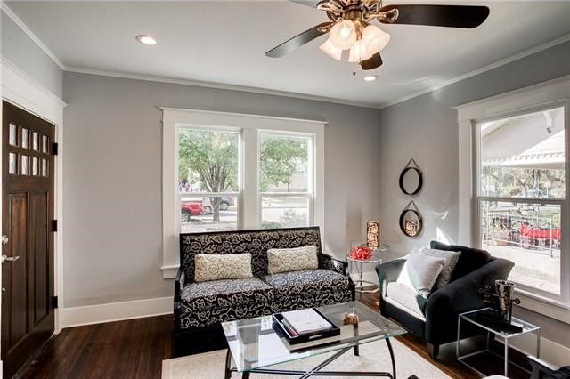 Oak Cliff Annex Craftsman