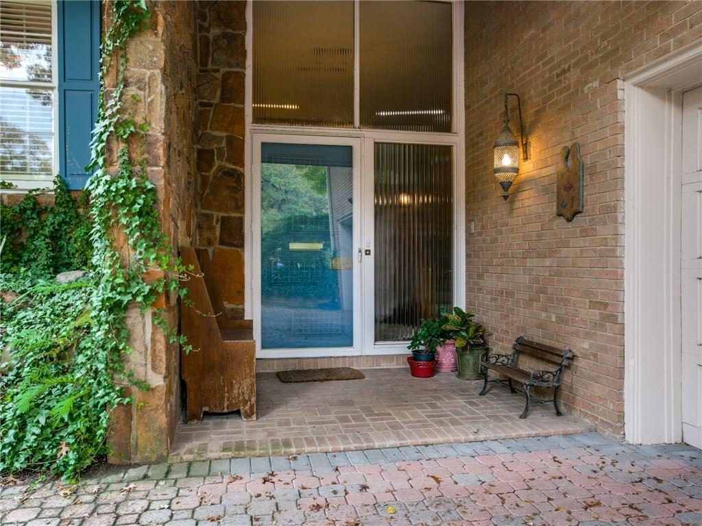 948 Forest Grove Front Door