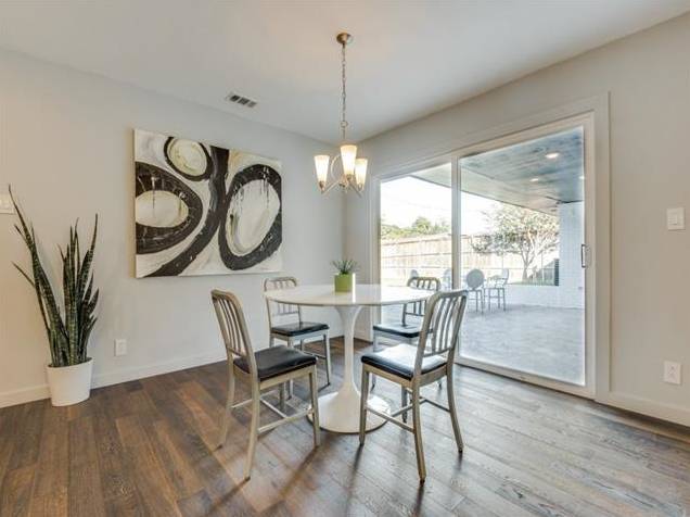 3239 Whirlaway Road Breakfast