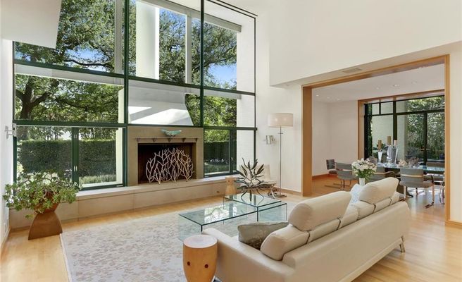 3908 Euclid LR FP