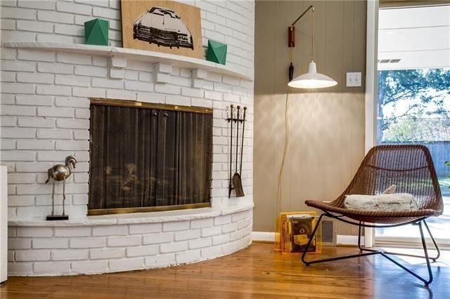 622 Mayrant Fireplace