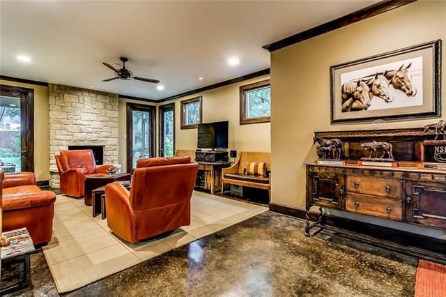 6366 Greenway Den 2