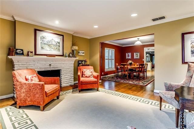 6366 Greenway Formal Living