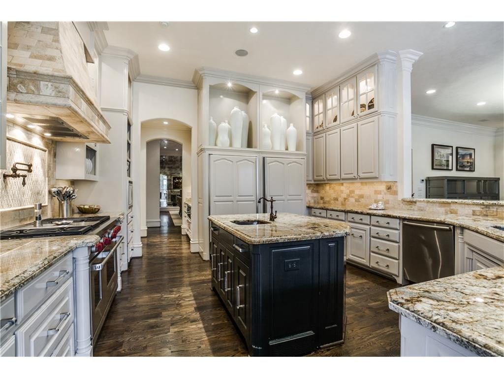 6809 Golf Kitchen Island