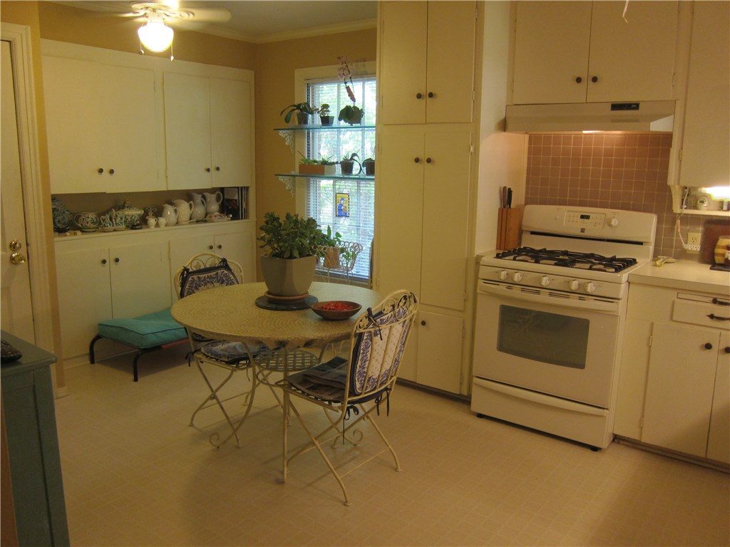 La Vista kitchen 2