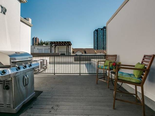 3210 Carlisle Rooftop