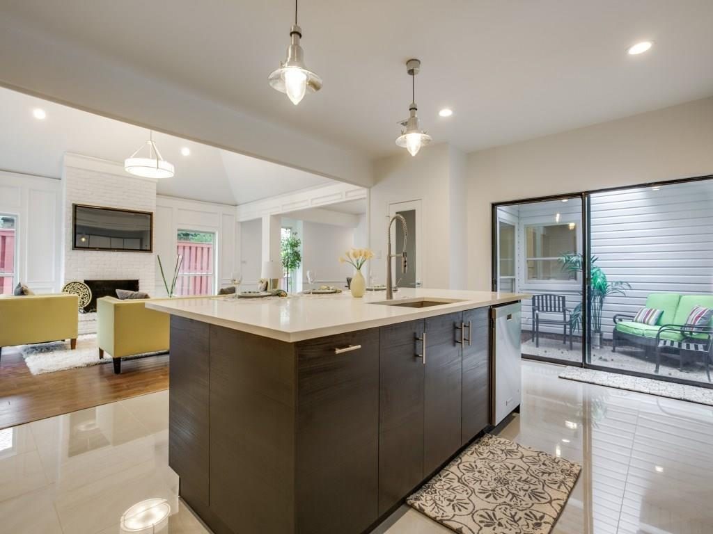 5711 Orchid Kitchen
