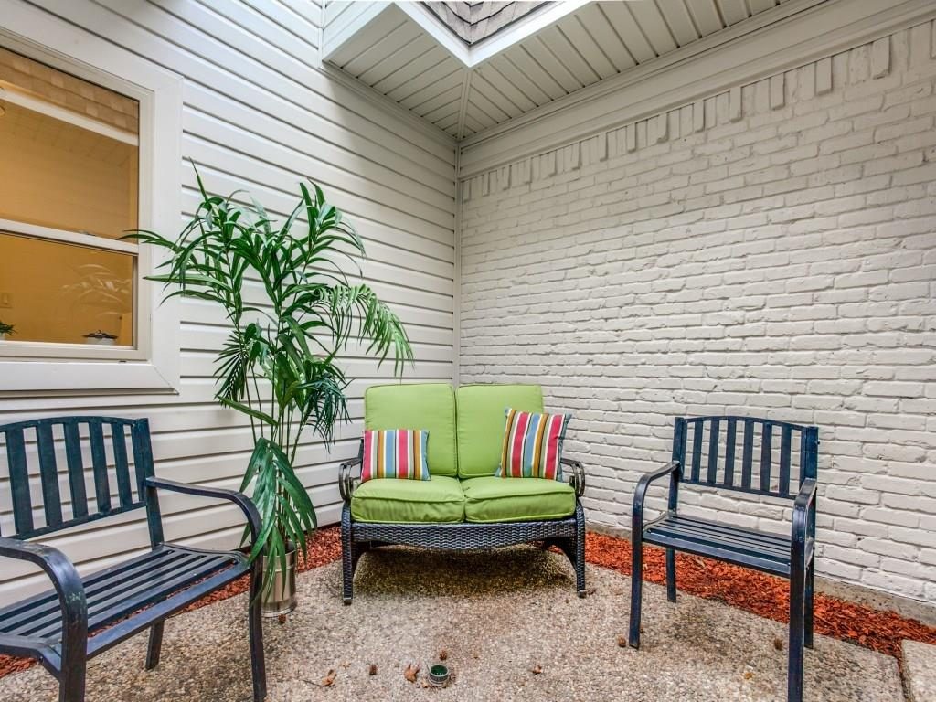 5711 Orchid patio