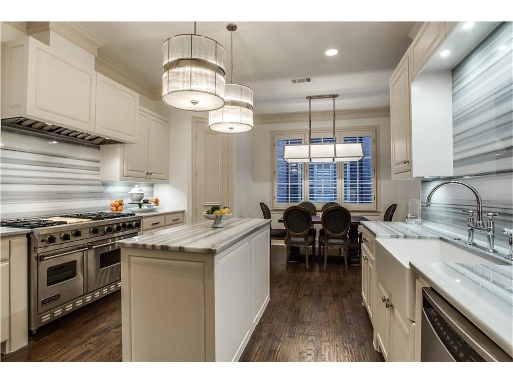 Oak Lawn Townhouse kitchen 3.ashx