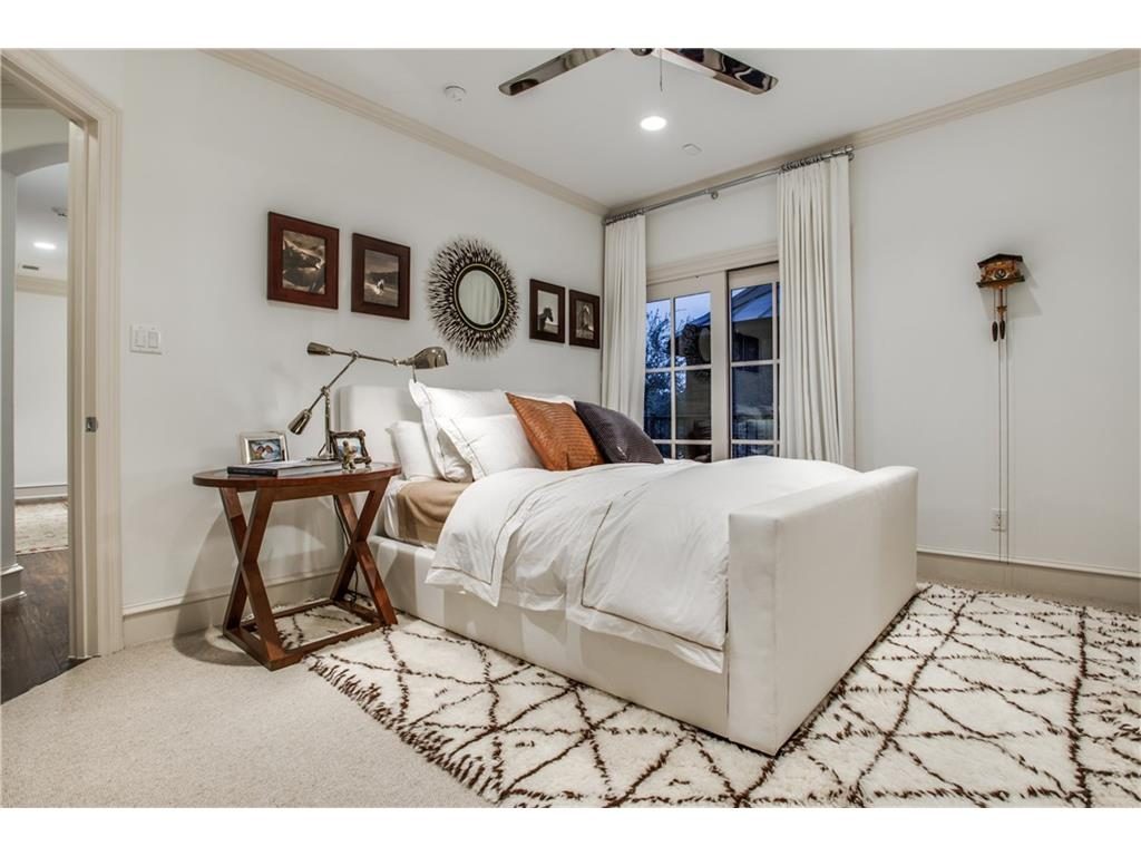 Oak Lawn Townhouse bedroom 2ashx