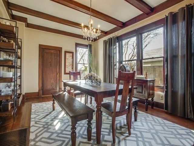 130 N. Edgefield Dining