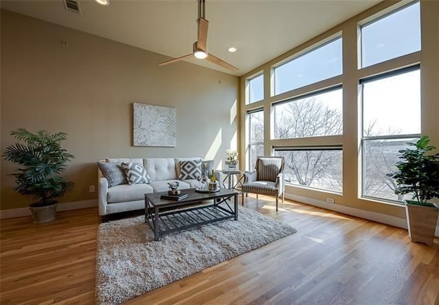 2111 Clark b