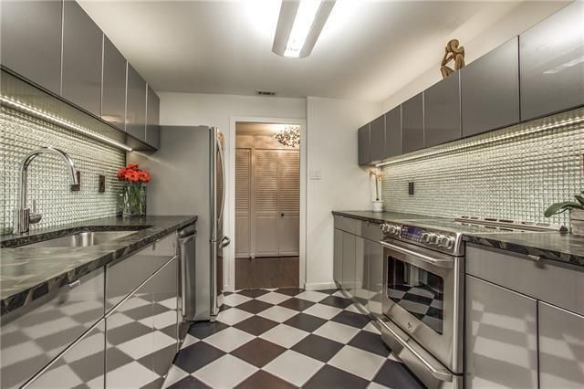 3310 Fairmount c