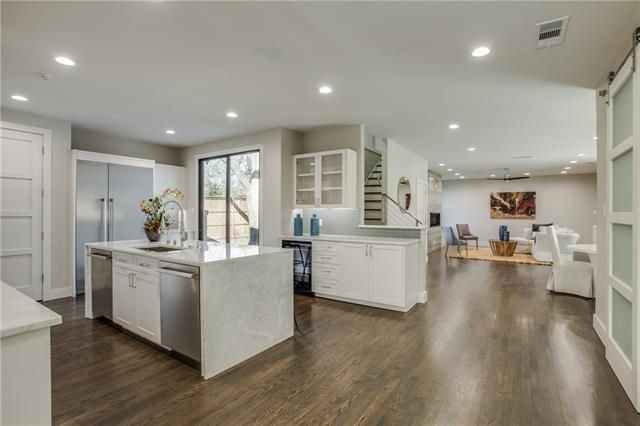 Hill Country Contemporary5531 Boca Raton Dr 11