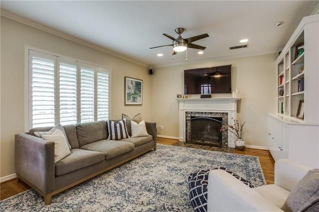 East Dallas Cottage | CandysDirt.com