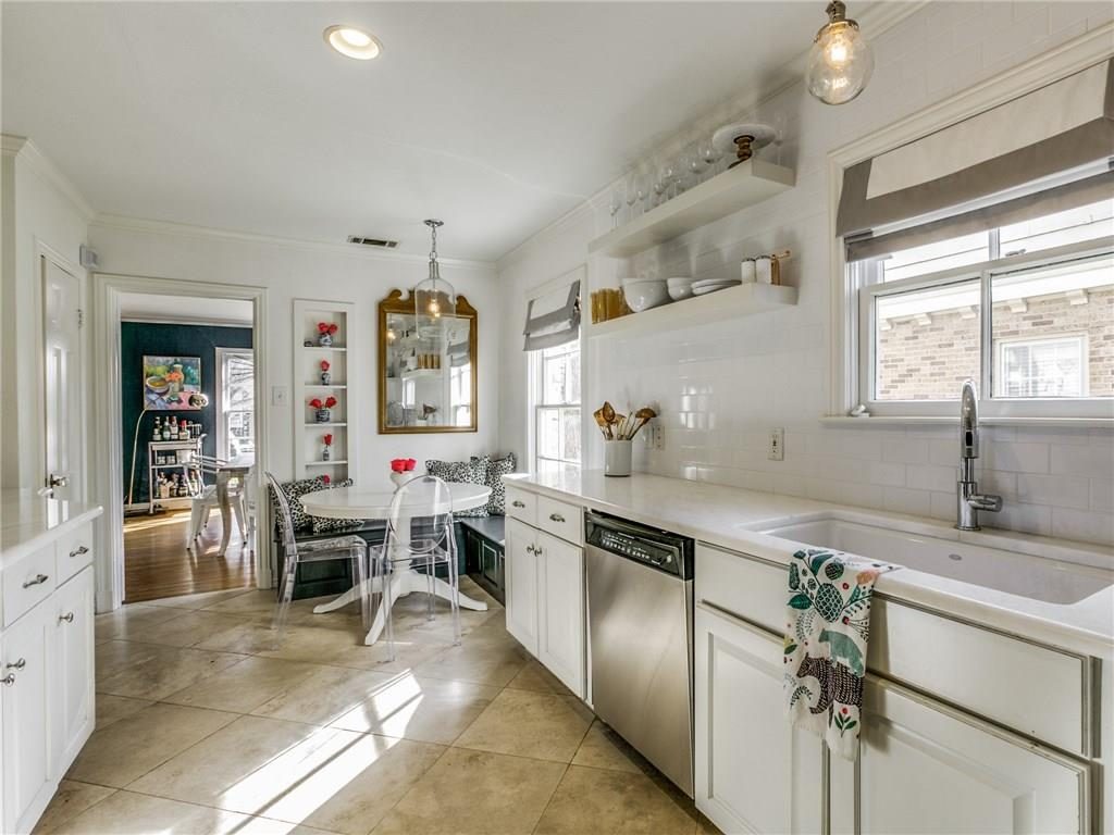 Cape Cod kitchen overview.ashx