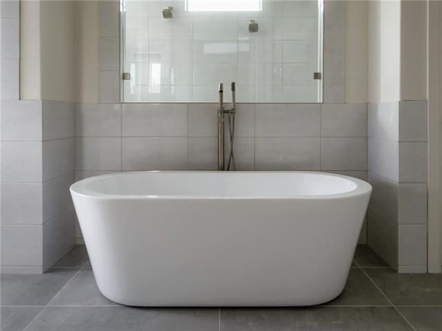 oak lawn contemporary