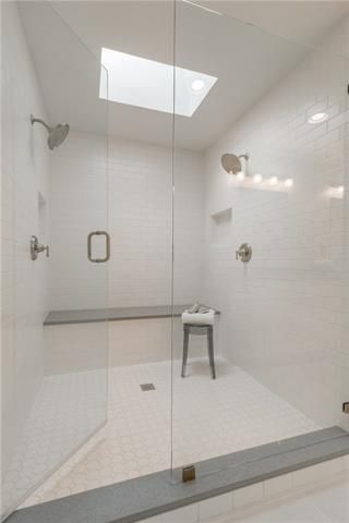 4450 Mendenhall d