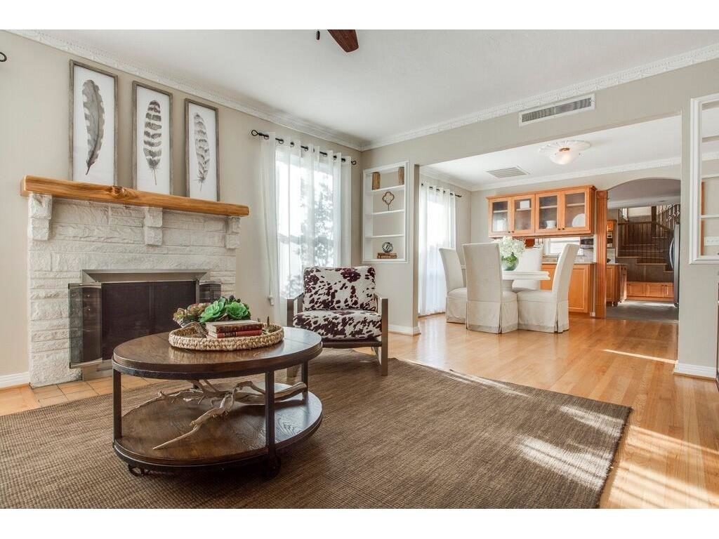 6311 Kenwood Living