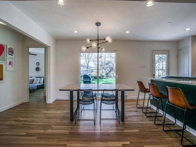 9771 Ash Creek Dining