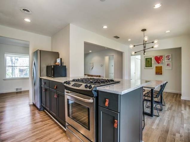 9771 Ash Creek Kitchen 2