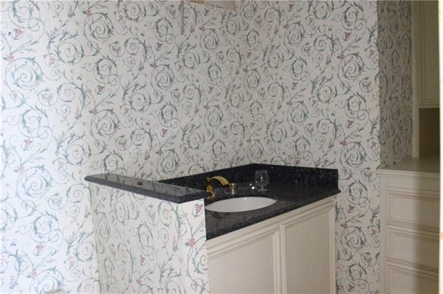Athena 915 - Bathroom 1