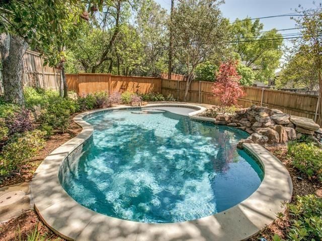 1024 N Oak Cliff d